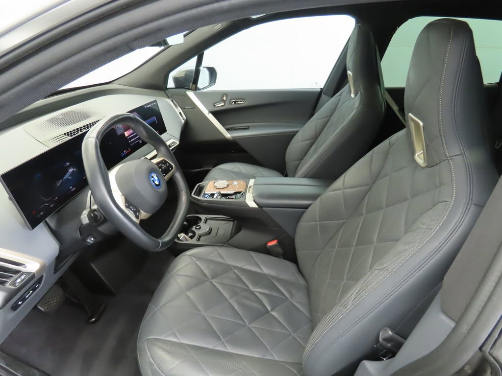 Certified 2023 BMW iX xDrive50 w/ Ultimate Package 2 image 18