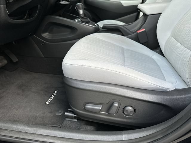 Used 2023 Hyundai Kona SEL AWD/4WD image 13