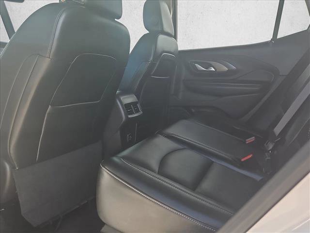Used 2024 GMC Terrain SLT image 19