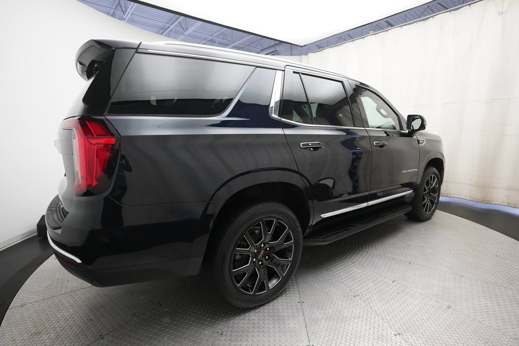 Used 2024 GMC Yukon SLT w/ SLT Luxury Package AWD/4WD image 36