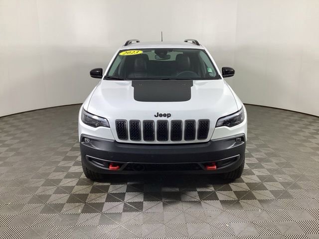 Used 2023 Jeep Cherokee Trailhawk image 2