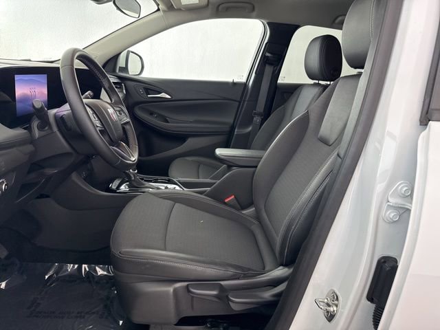 Used 2025 Buick Encore GX Preferred image 26