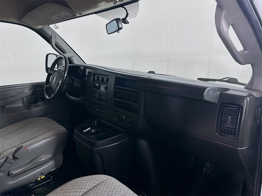 Used 2023 GMC Savana 2500 w/ Driver Convenience Package image 31