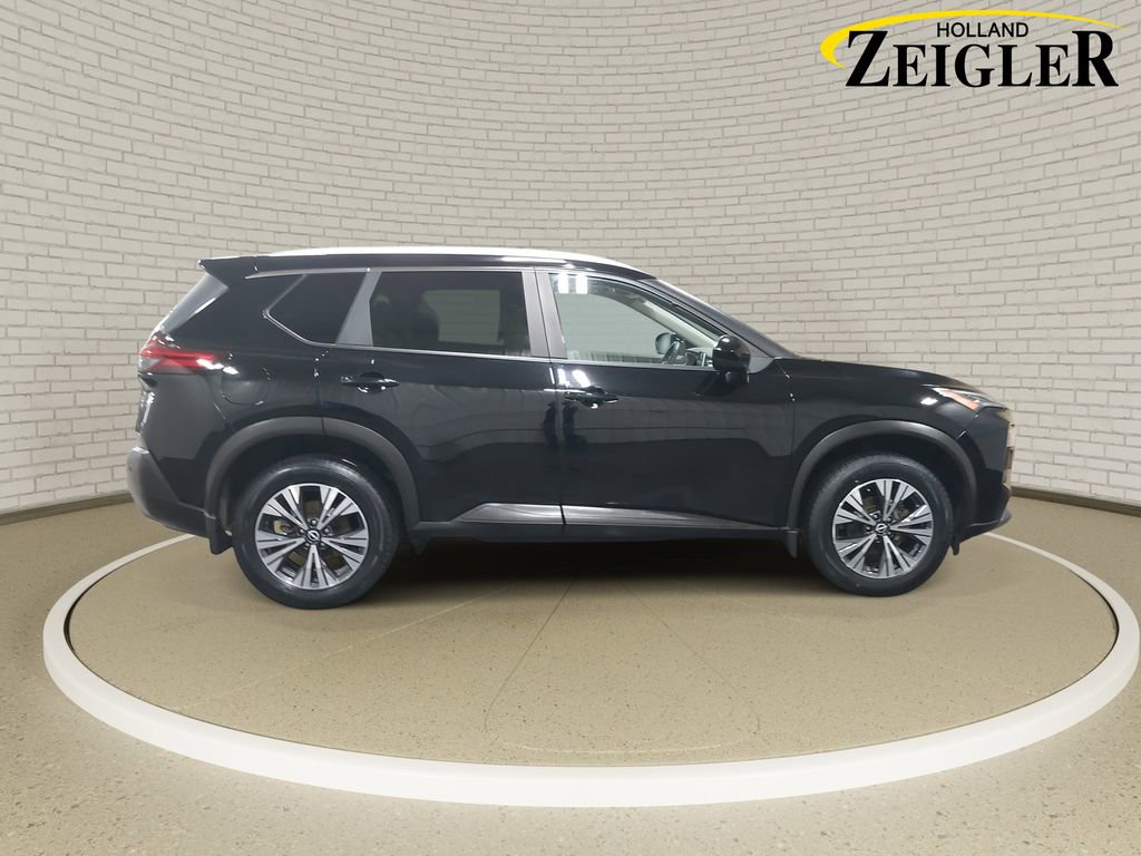 Certified 2023 Nissan Rogue SV w/ SV Premium B Package image 4