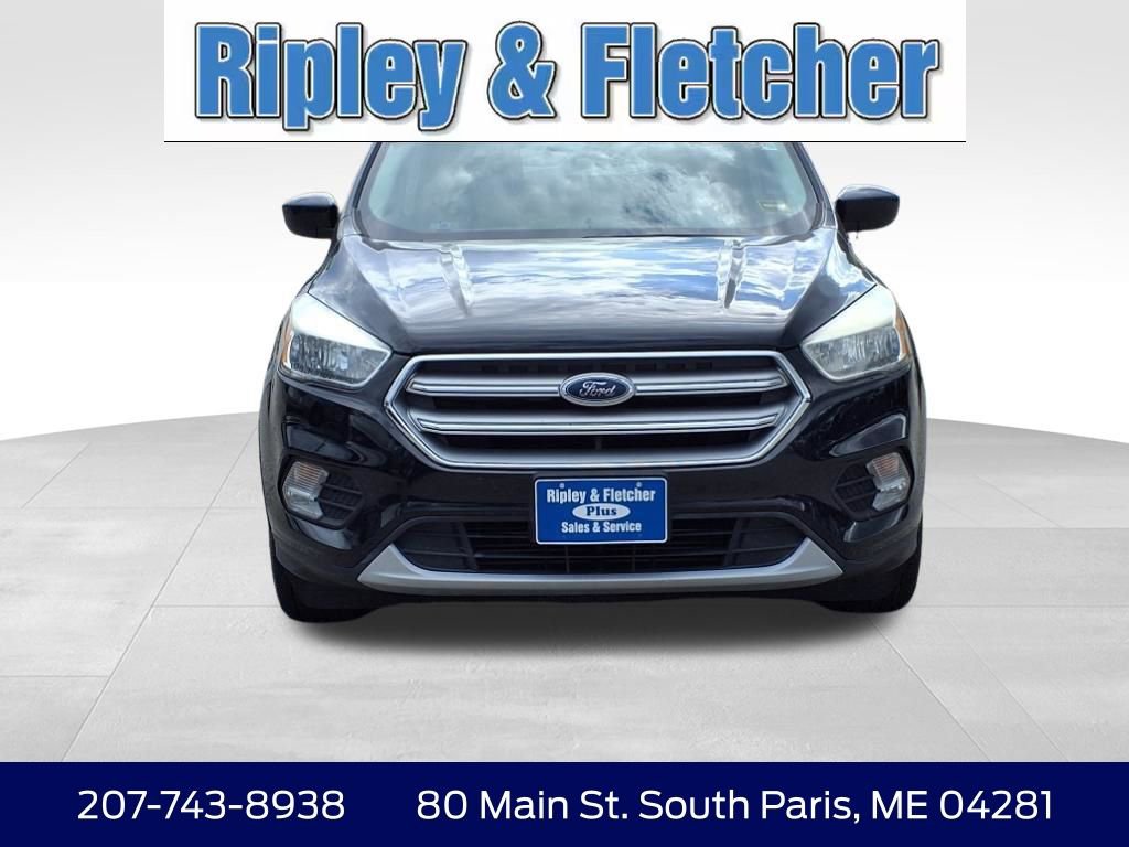 Used 2017 Ford Escape SE AWD/4WD image 2