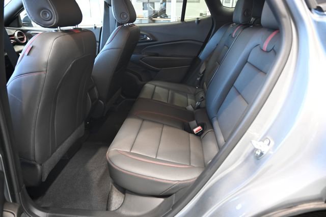 New 2026 Chevrolet Trax RS w/ Driver Confidence Package FWD image 11