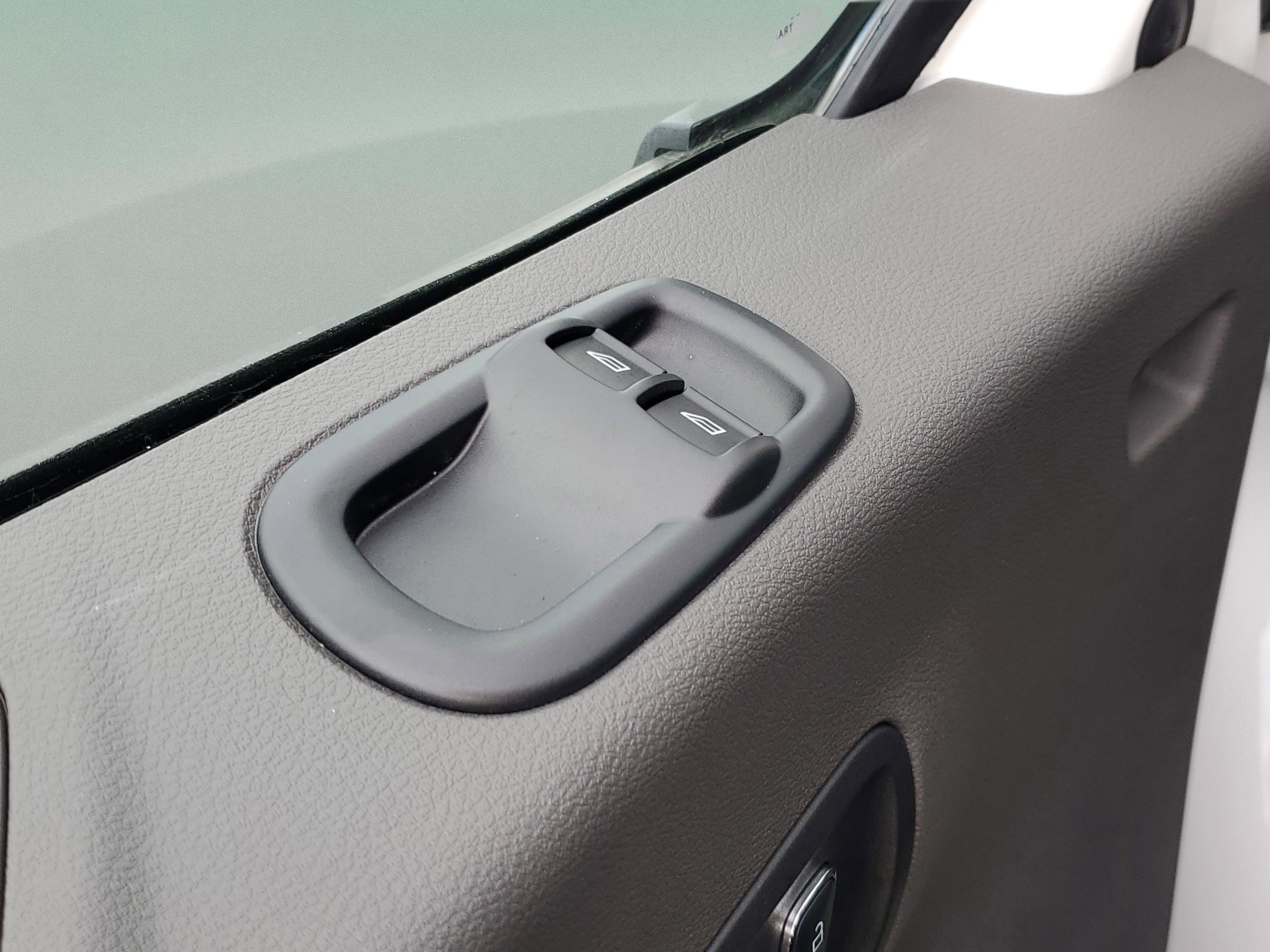 New 2025 Ford Transit 250 148 Medium Roof w/ Load Area Protection Package image 8