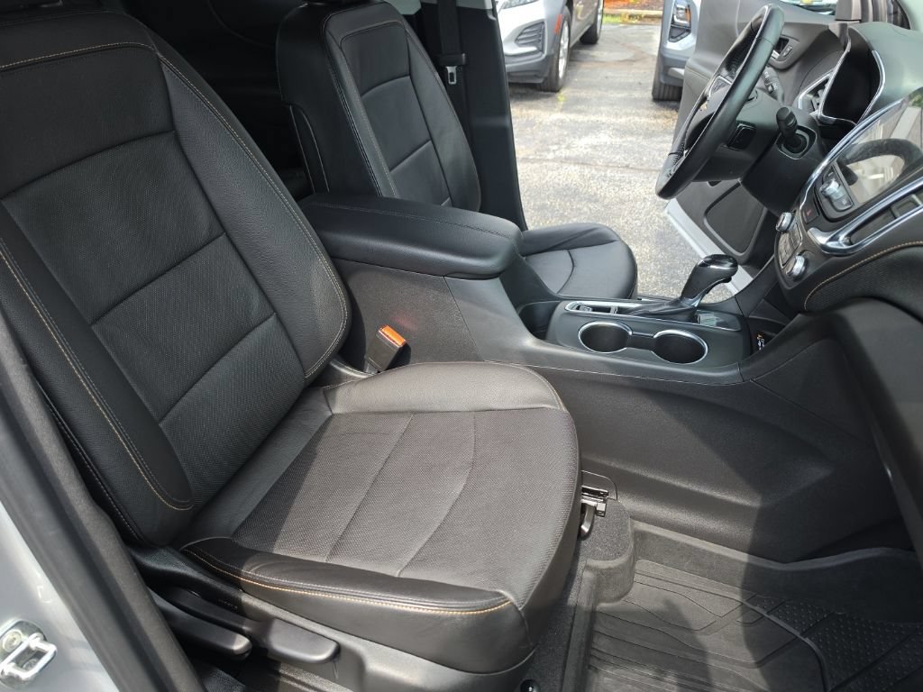 Certified 2021 Chevrolet Equinox Premier w/ LPO, Floor Liner Package FWD image 27