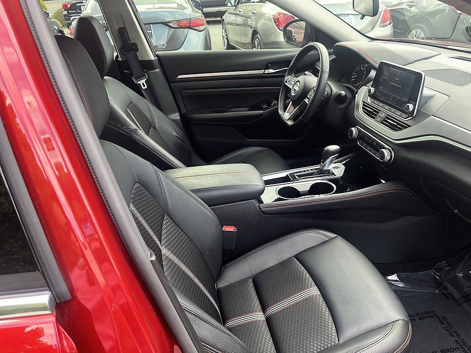 Certified 2023 Nissan Altima 2.5 SR FWD image 19