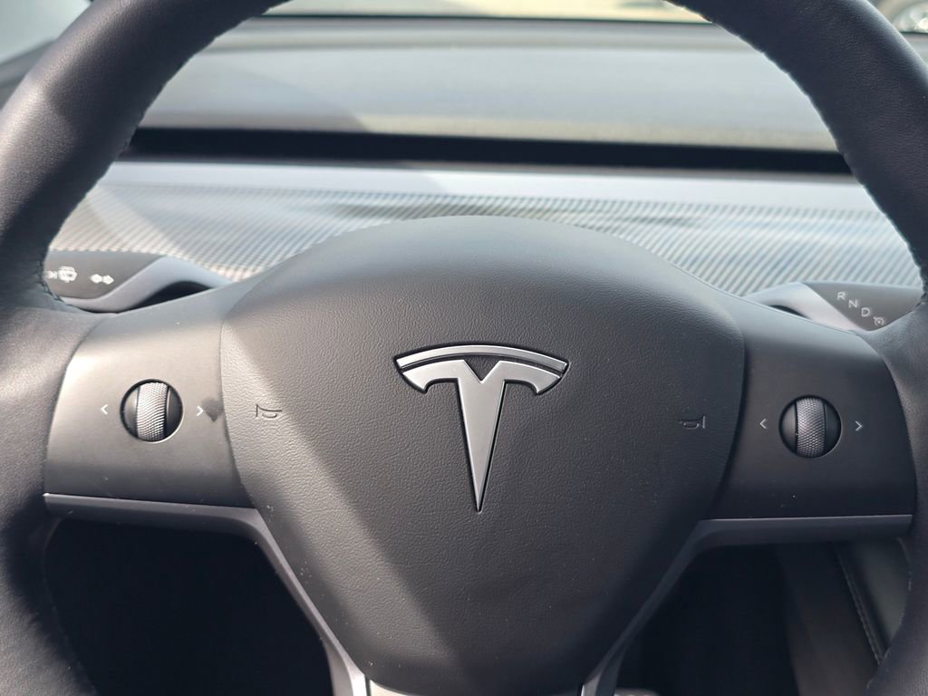 Used 2021 Tesla Model Y Performance AWD/4WD image 26