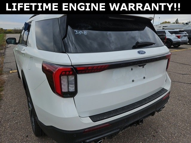 New 2025 Ford Explorer ST image 14