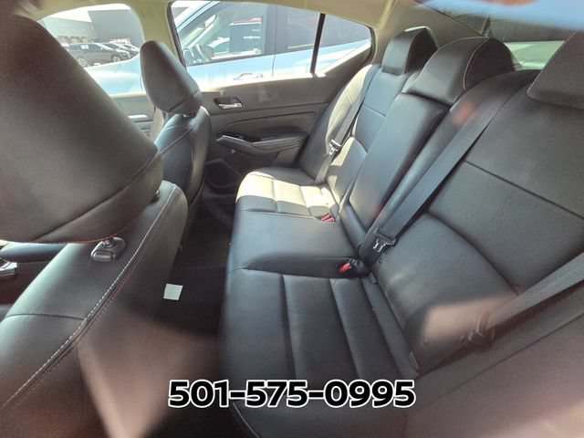 Used 2023 Nissan Altima 2.5 SR w/ SR Premium Package FWD image 9