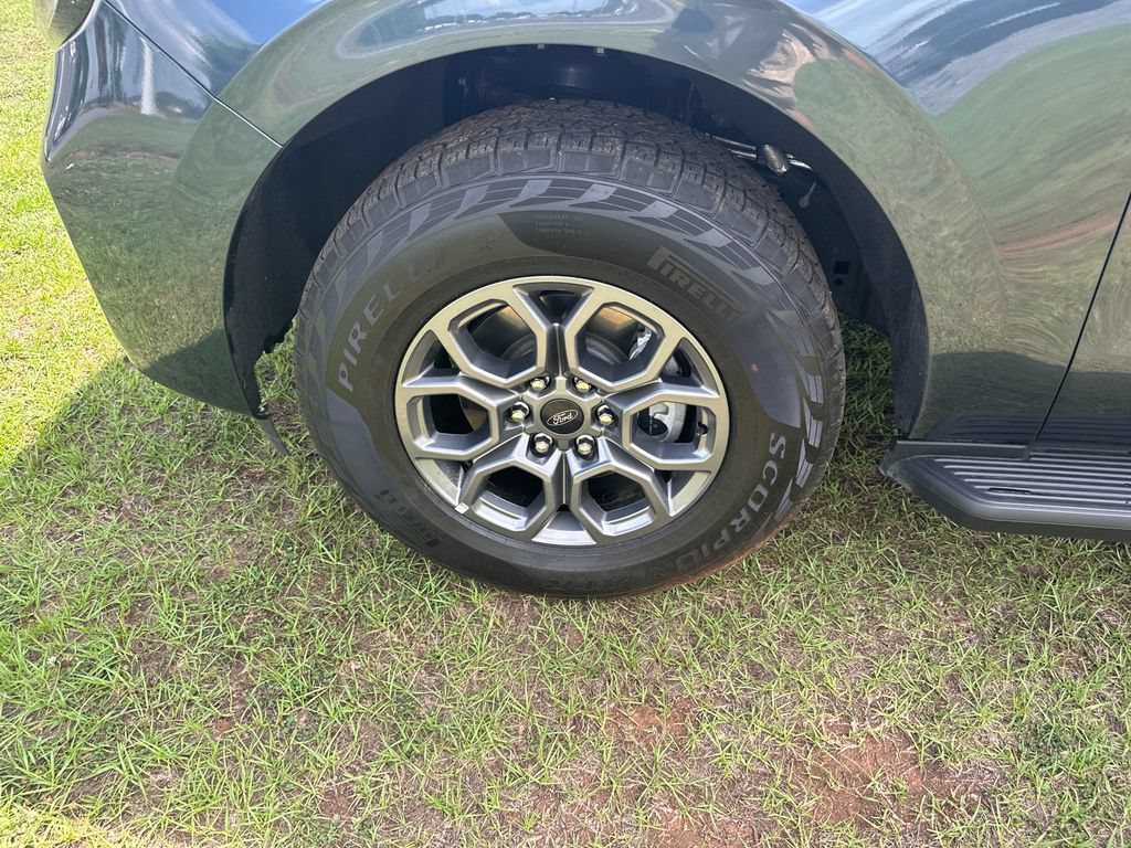 Certified 2025 Ford Expedition Active AWD/4WD image 11