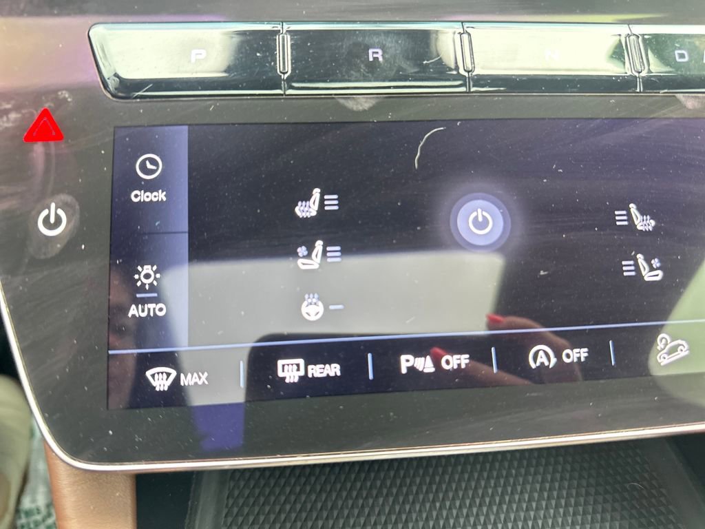 Used 2023 Maserati Grecale GT image 31