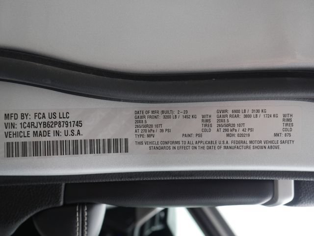 Used 2023 Jeep Grand Cherokee 4WD 4xe w/ Luxury Tech Group II image 30