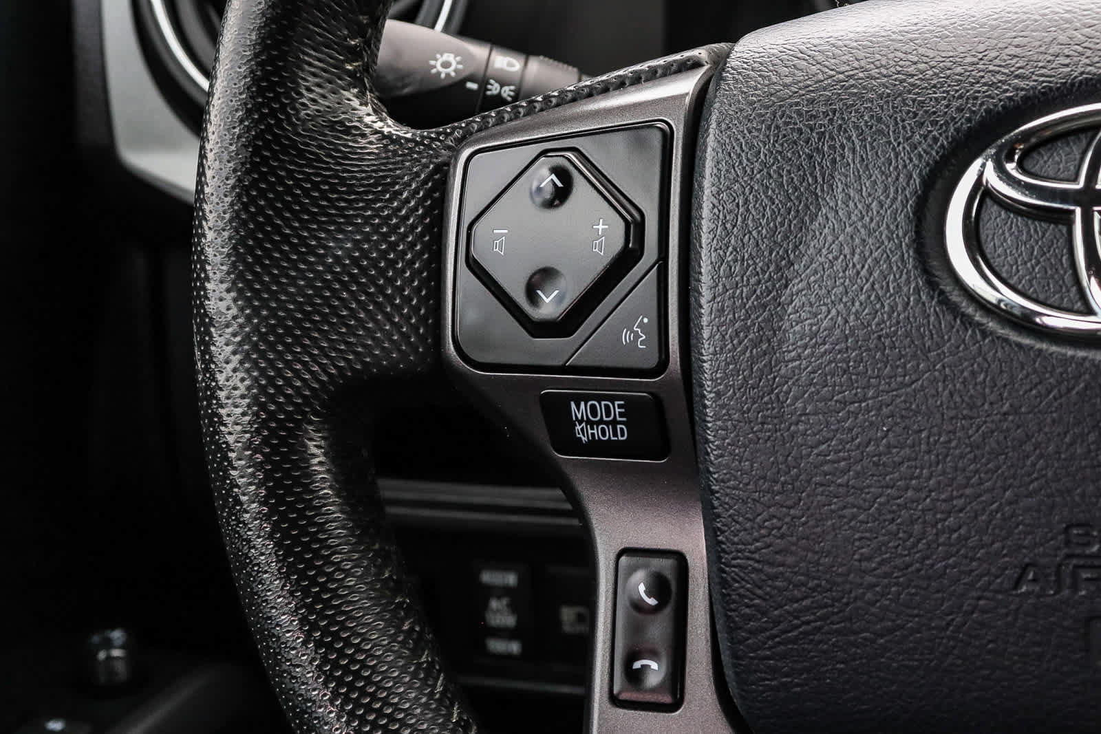 Used 2019 Toyota Tacoma TRD Pro AWD/4WD image 23