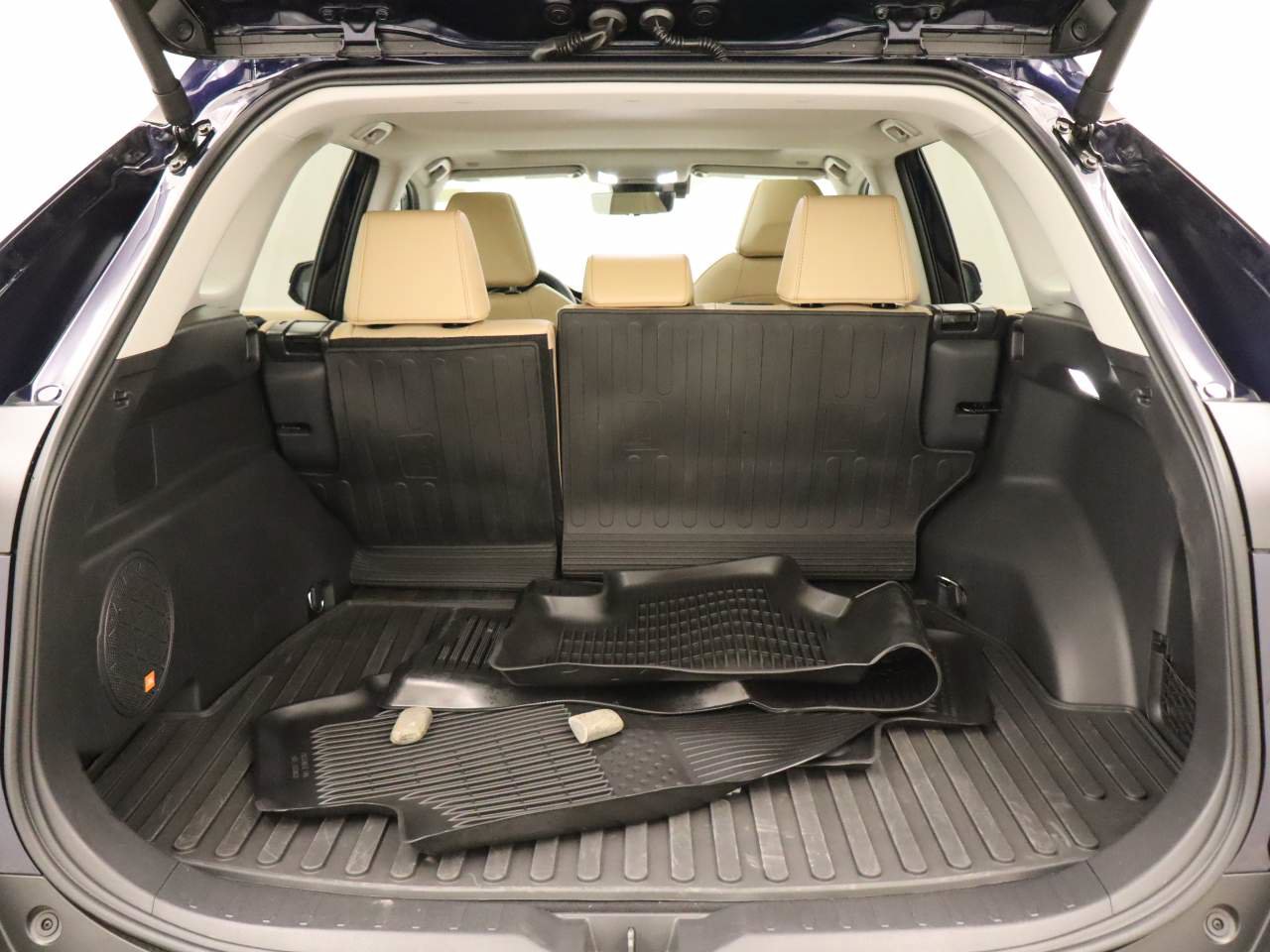 Used 2025 Toyota RAV4 Limited w/ Advanced Technology Package AWD/4WD image 20