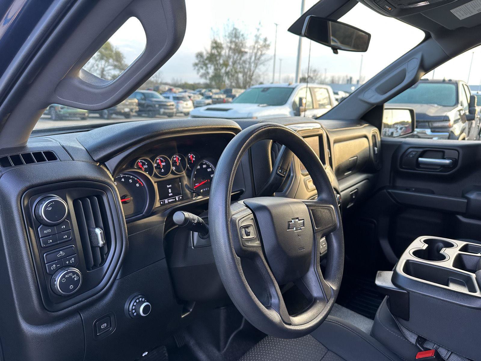 Used 2021 Chevrolet Silverado 1500 Custom Trail Boss AWD/4WD image 18
