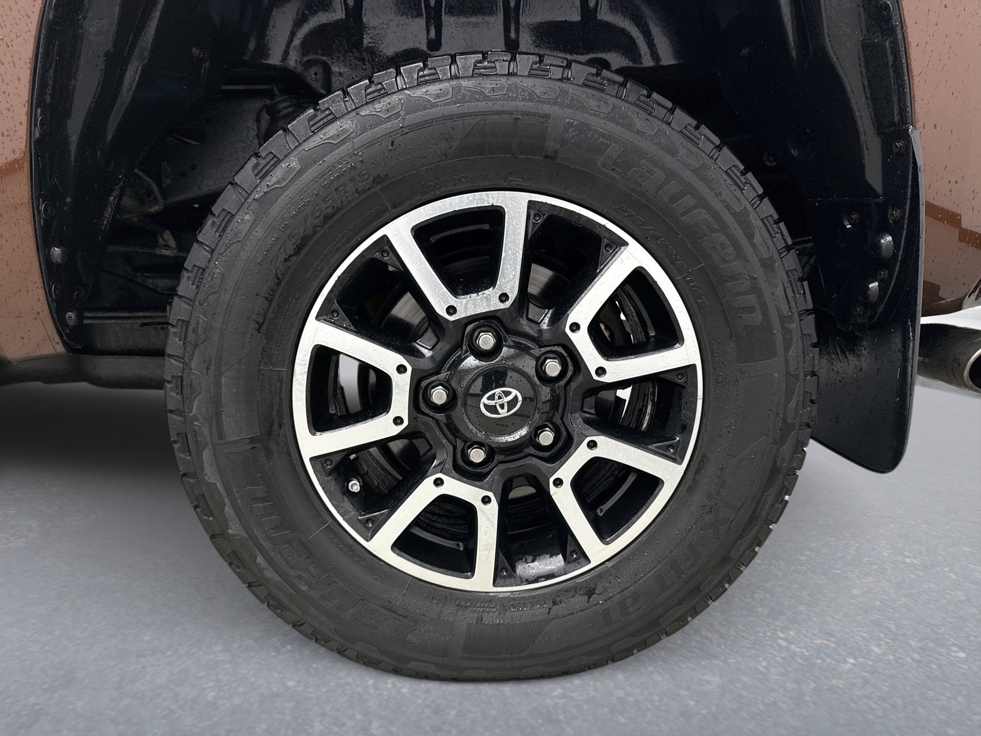 Used 2017 Toyota Tundra Limited w/ Limited Premium Package image 20