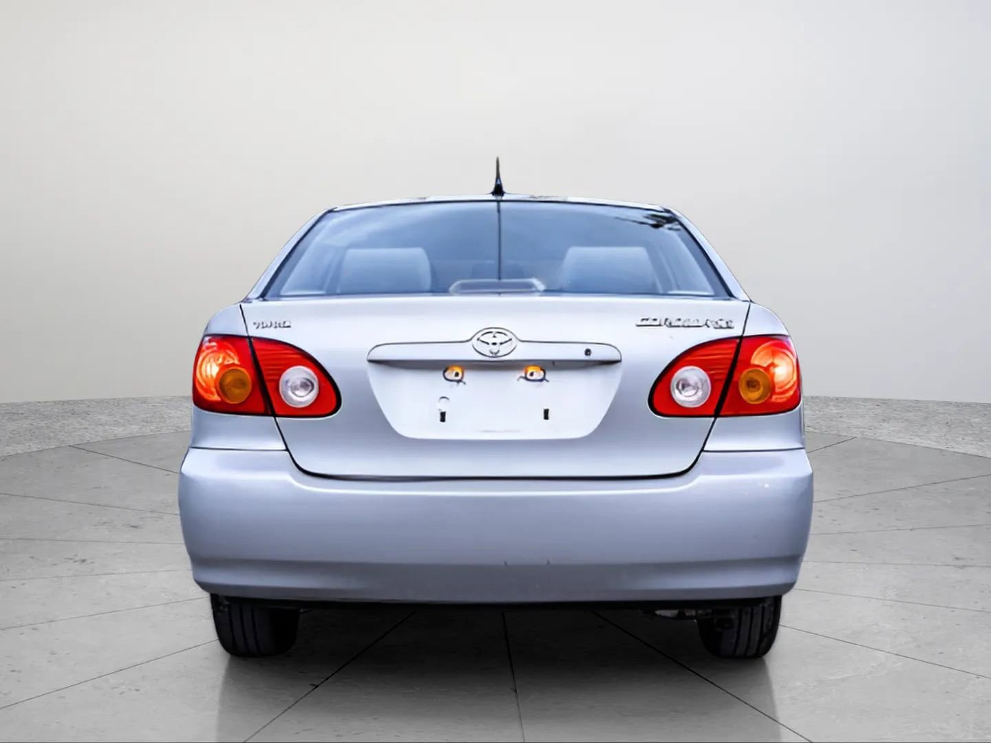Used 2004 Toyota Corolla LE image 3