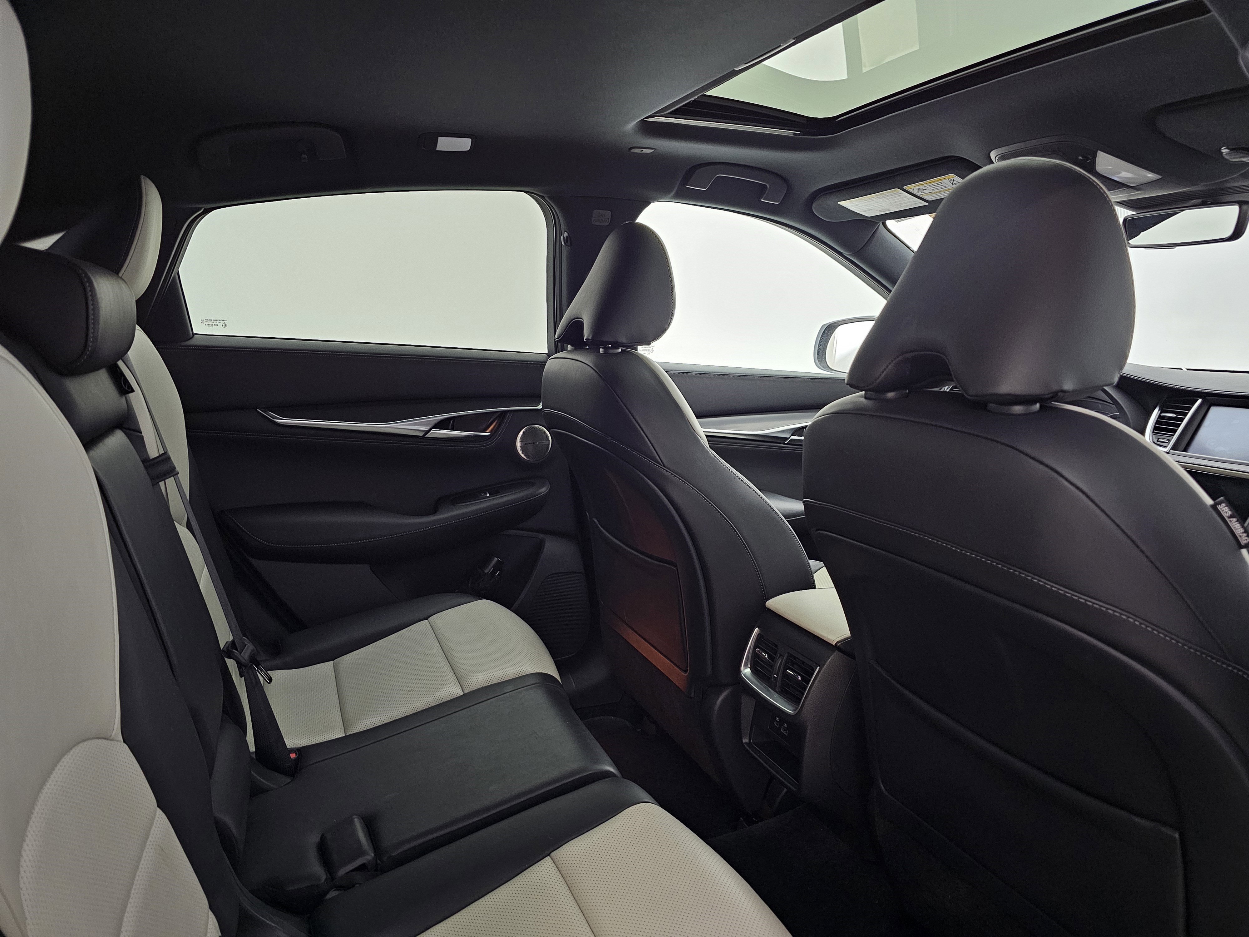 Used 2024 INFINITI QX55 Essential image 20