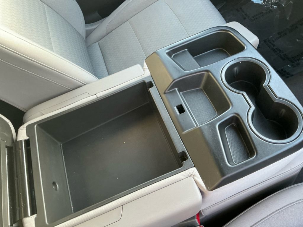 Used 2025 Chevrolet Silverado 1500 LT image 17