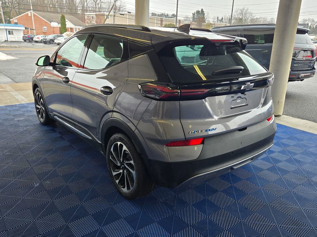 Used 2023 Chevrolet Bolt EUV Premier image 5