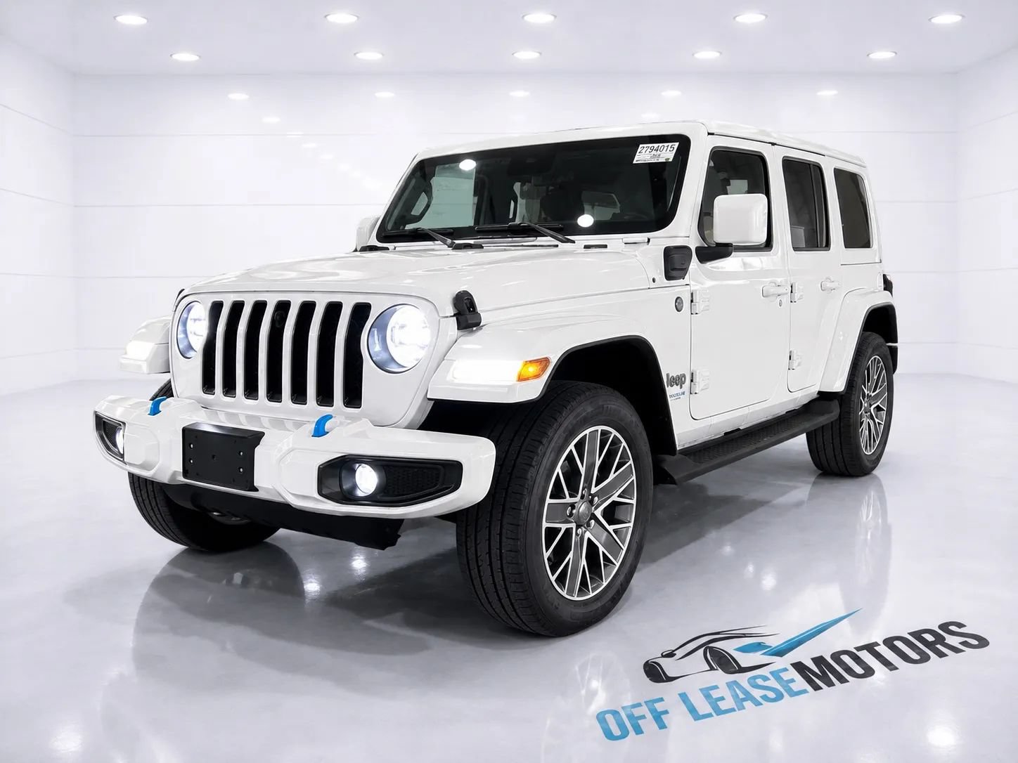 Used 2023 Jeep Wrangler Unlimited Sahara AWD/4WD image 1