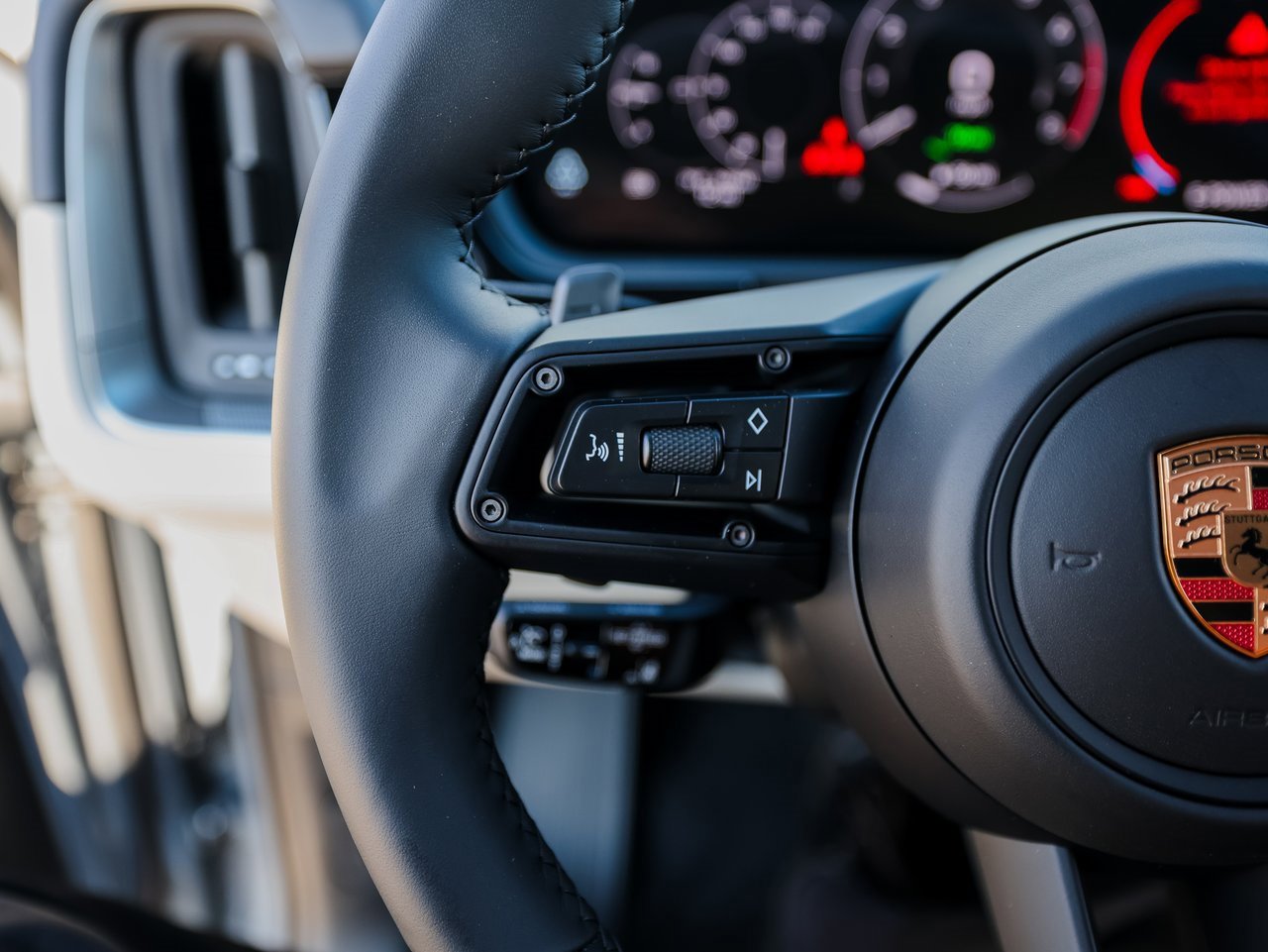 New 2026 Porsche Cayenne E-Hybrid Coupe image 17