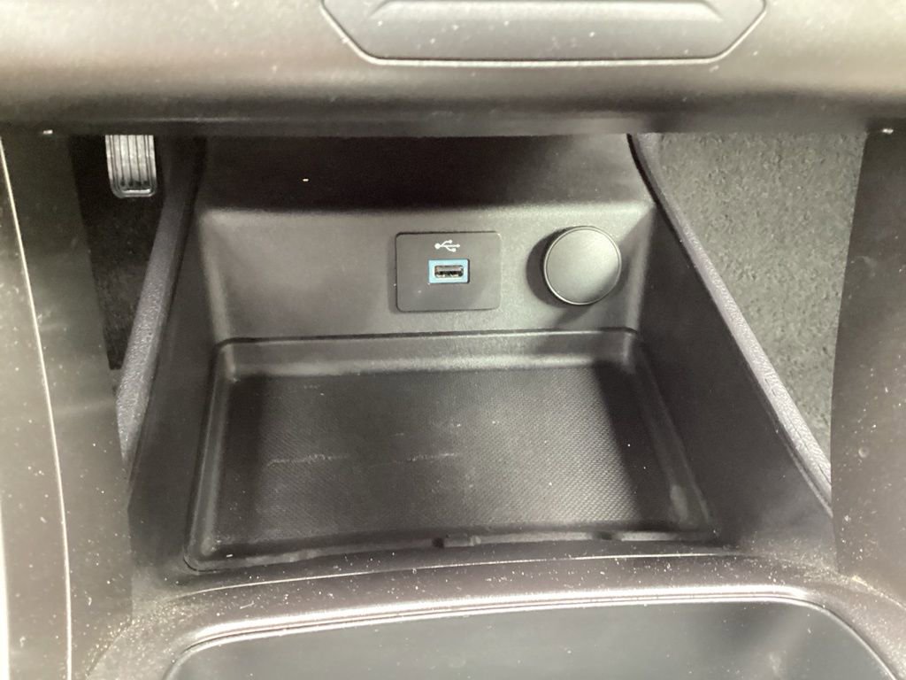 Used 2018 Ford Fusion S image 50