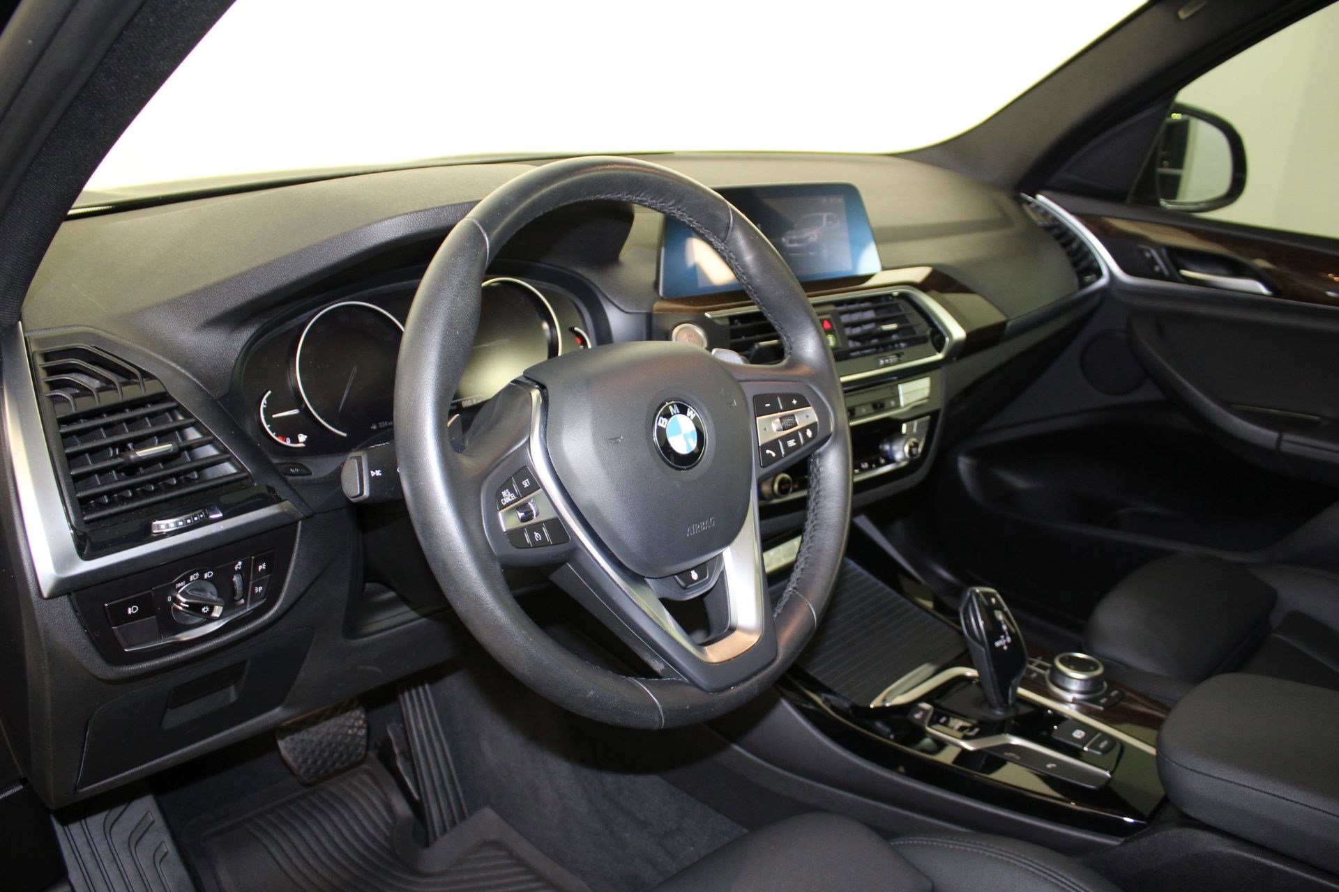Used 2020 BMW X3 sDrive30i w/ Convenience Package image 4