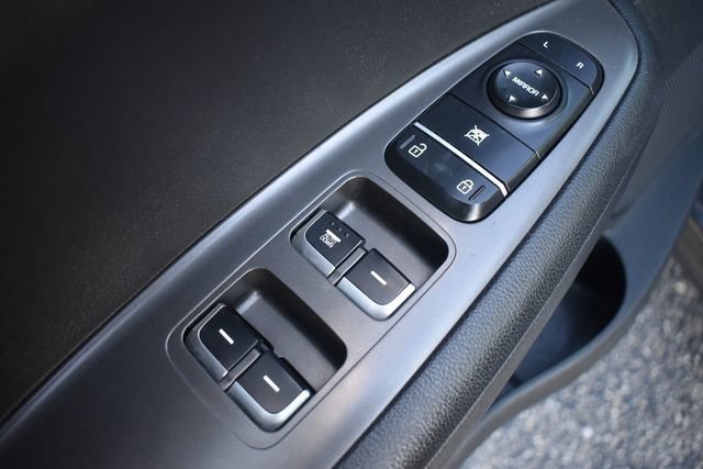 Used 2020 Kia Optima LX FWD image 17