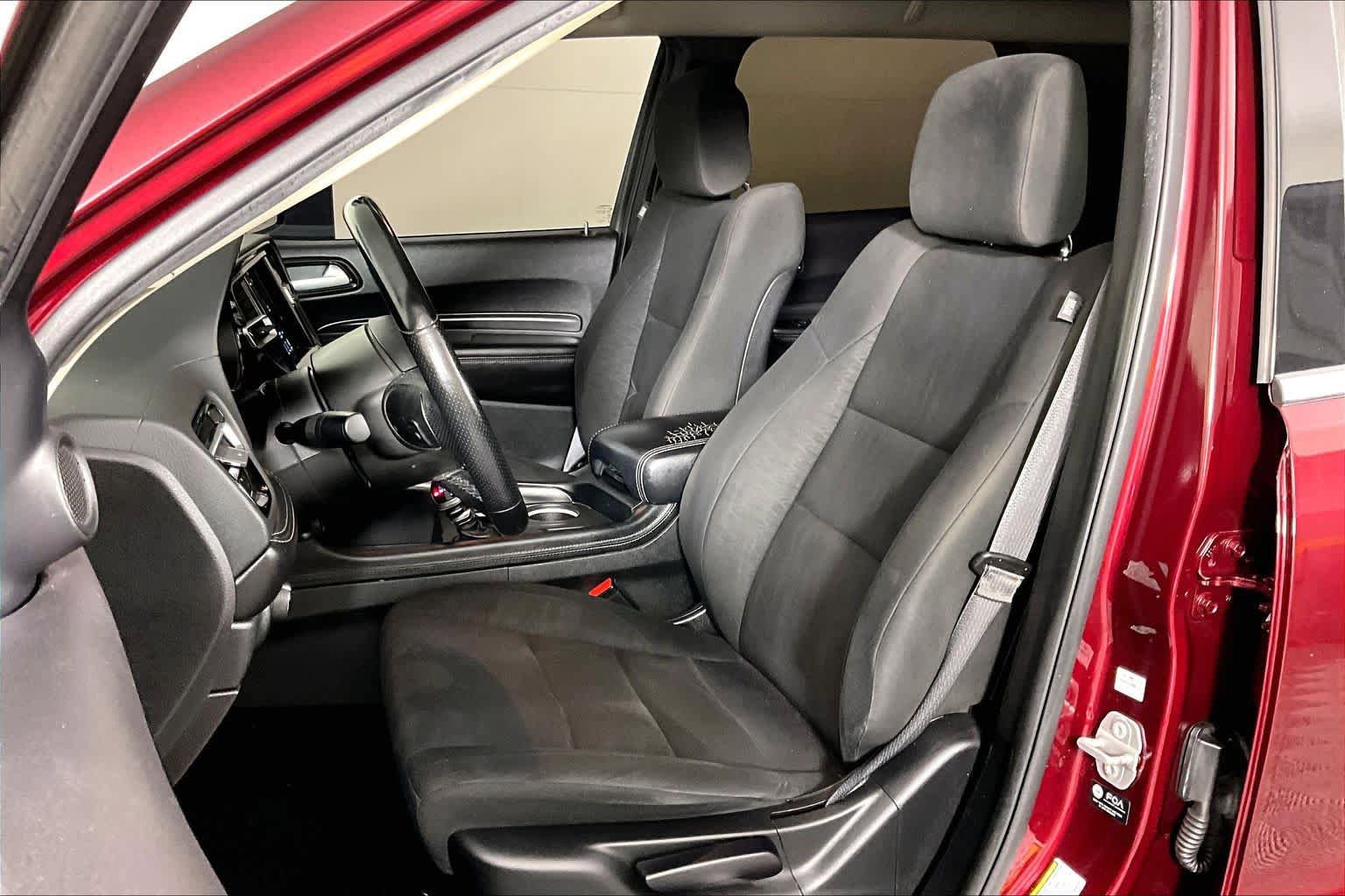 Used 2021 Dodge Durango SXT w/ 3rd Row Seating Group image 8