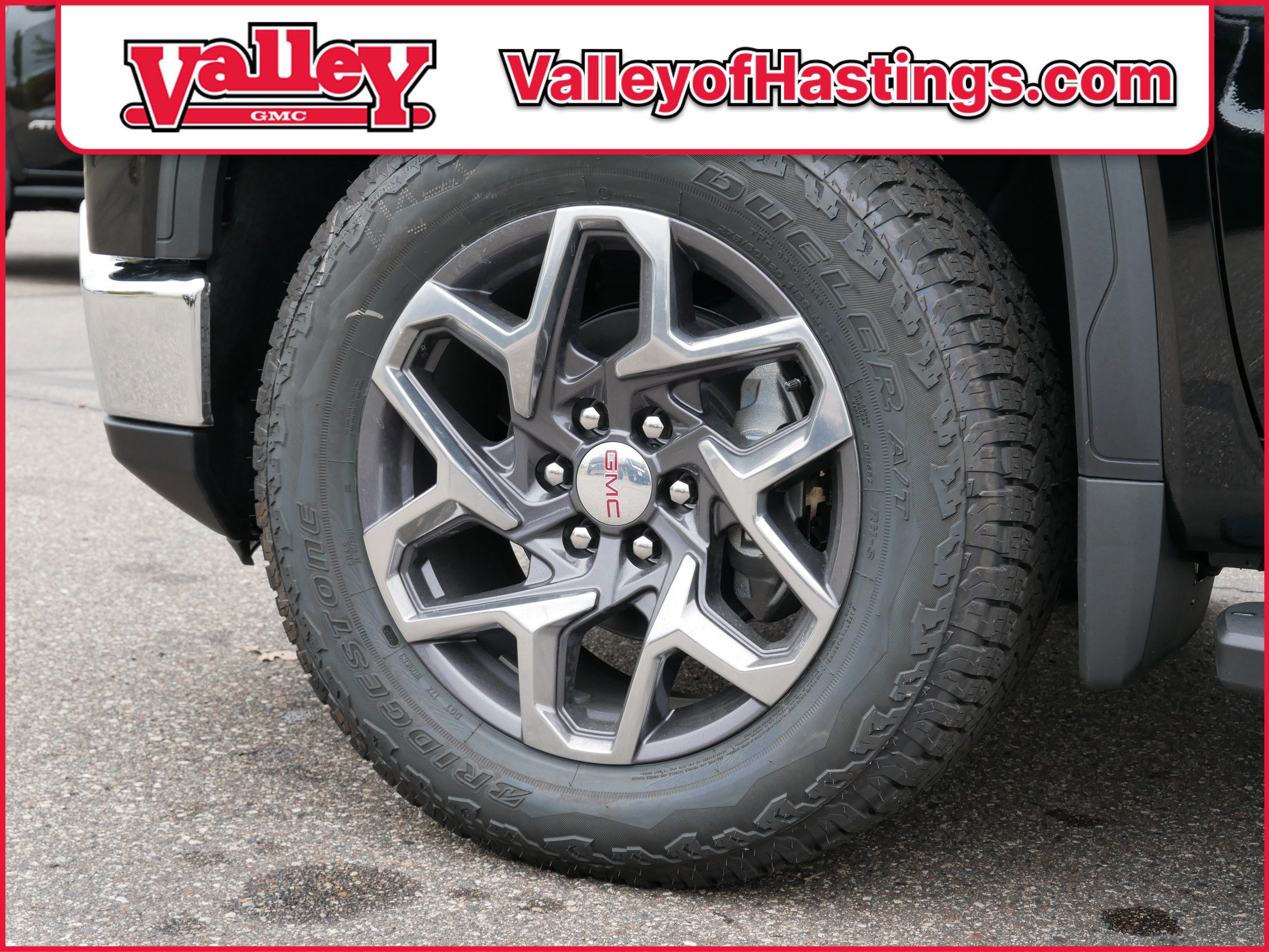 New 2026 GMC Sierra 1500 SLT w/ SLT Premium Plus Package image 6