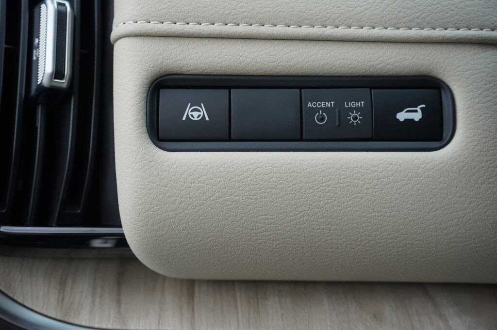 New 2026 Nissan Armada Platinum image 25