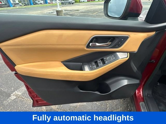 Used 2021 Nissan Rogue Platinum FWD image 10