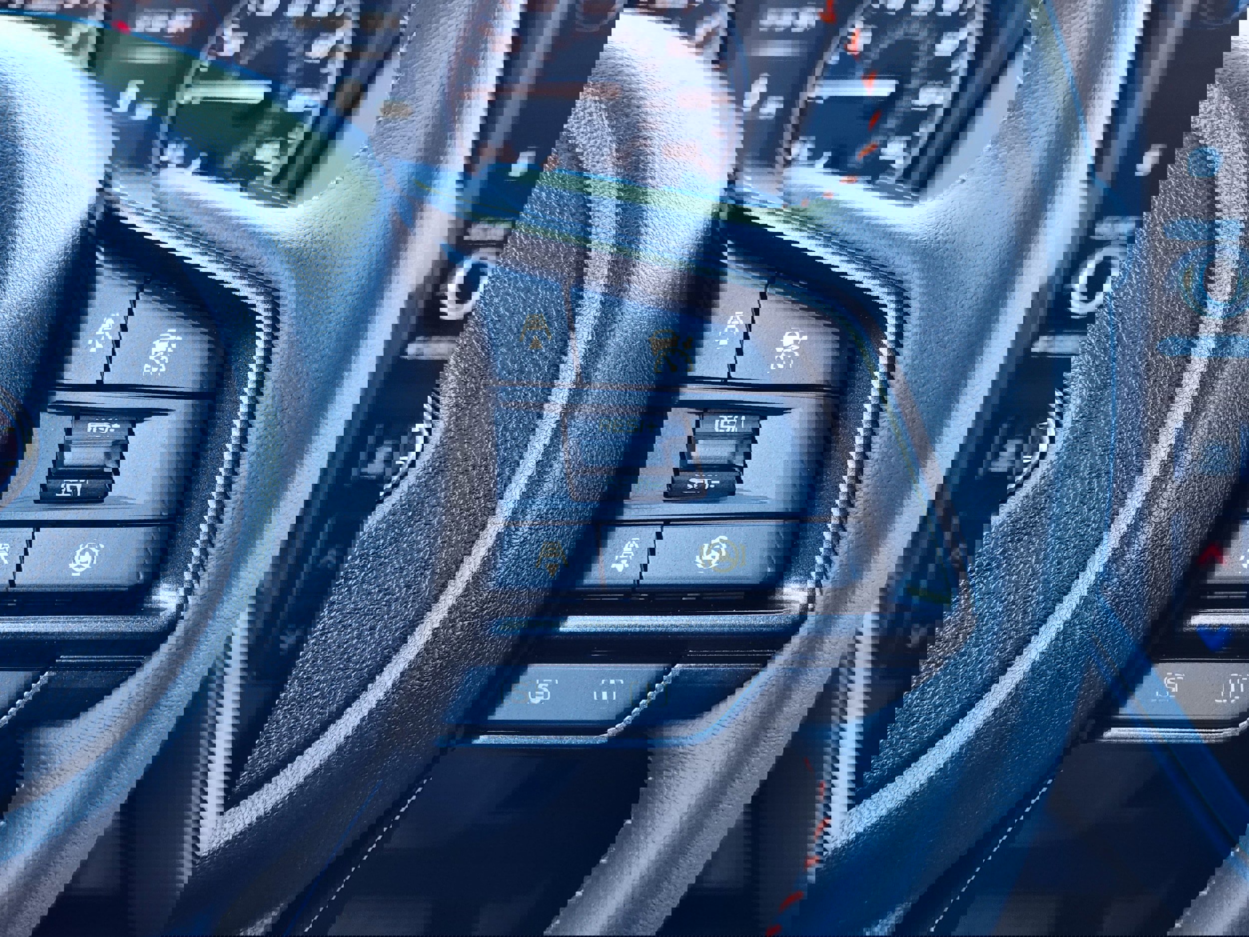 New 2025 Subaru Crosstrek 2.5i Limited w/ Popular Package #4A image 17