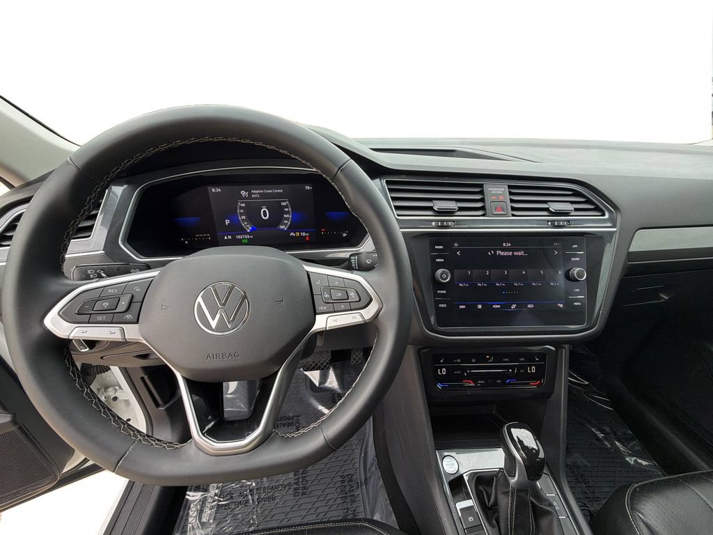 Used 2022 Volkswagen Tiguan SE FWD image 21