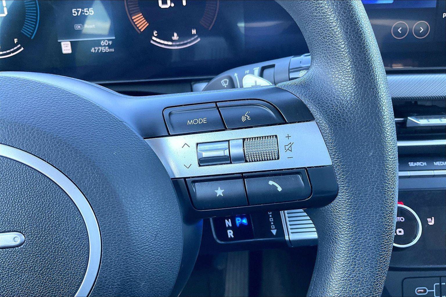 Used 2025 Hyundai Sonata SEL FWD image 18