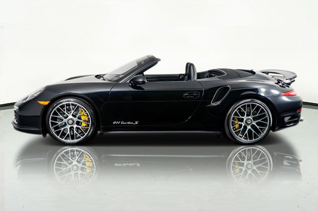 Used 2016 Porsche 911 Turbo image 18