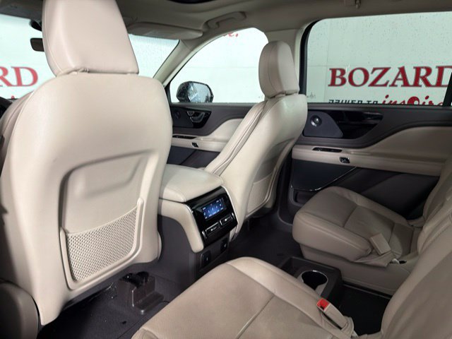 Used 2021 Lincoln Aviator Reserve w/ Elements Package Plus RWD image 32