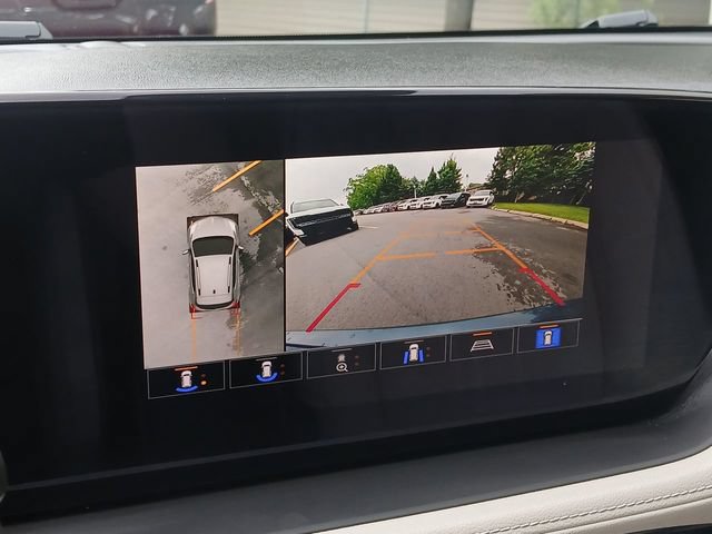 Used 2024 Buick Encore GX Avenir w/ Avenir Technology Package AWD/4WD image 19