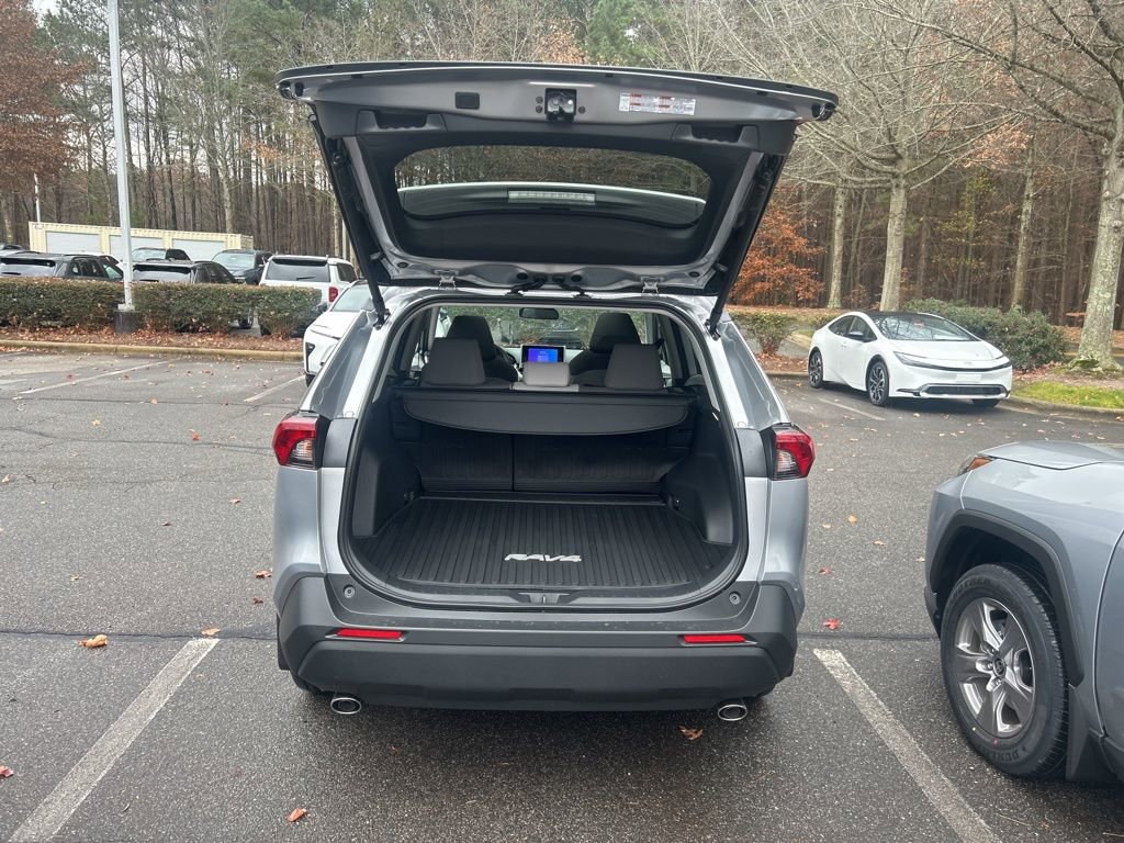 New 2025 Toyota RAV4 XLE image 17