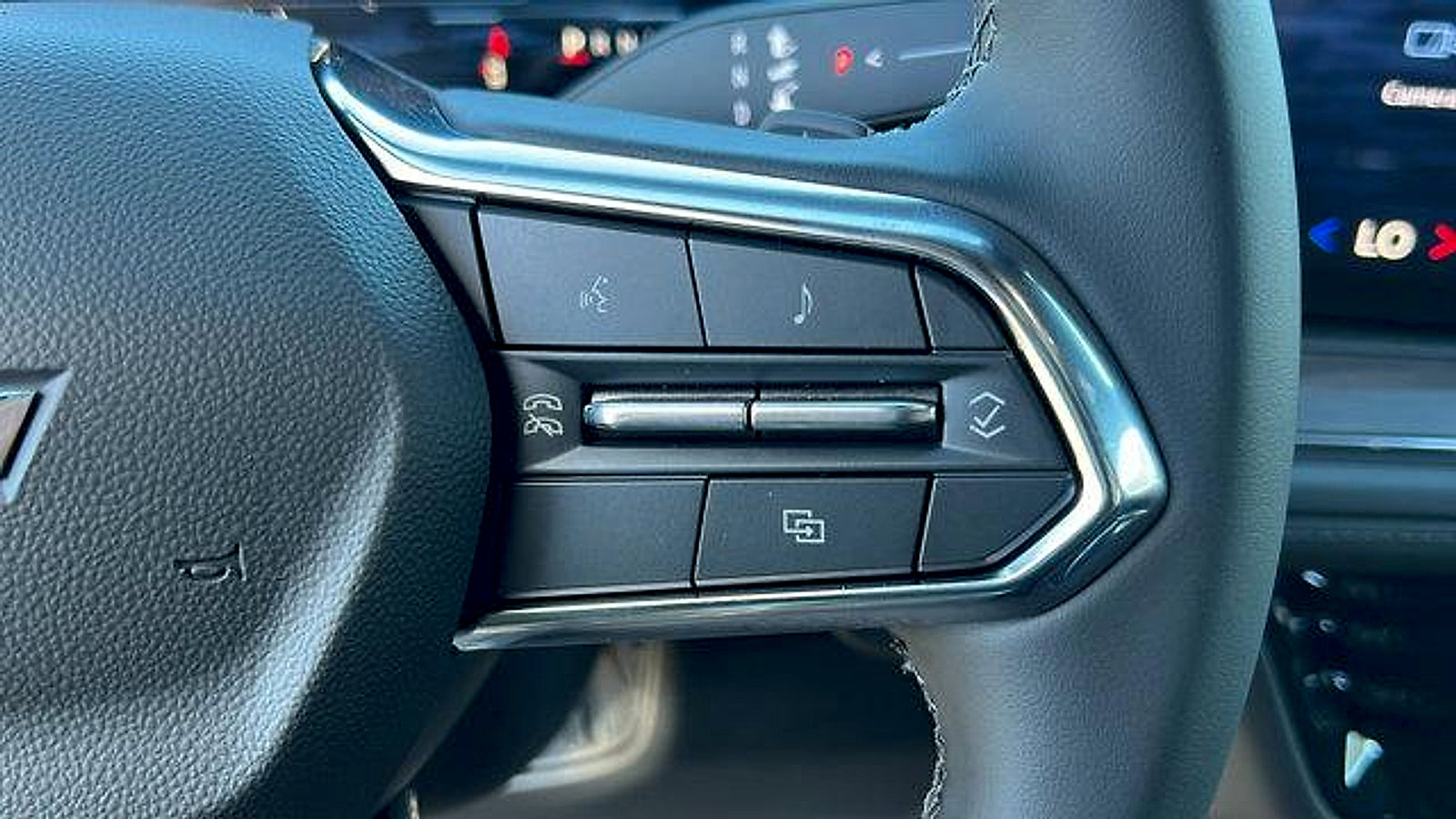 New 2026 Chevrolet Suburban LS image 26