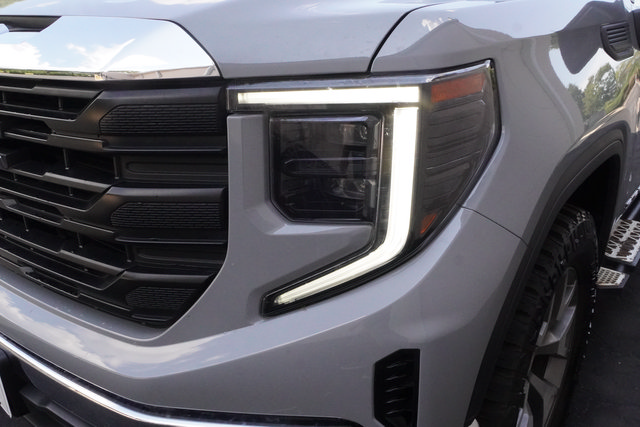 Used 2024 GMC Sierra 1500 Pro w/ Pro Value Package RWD image 25