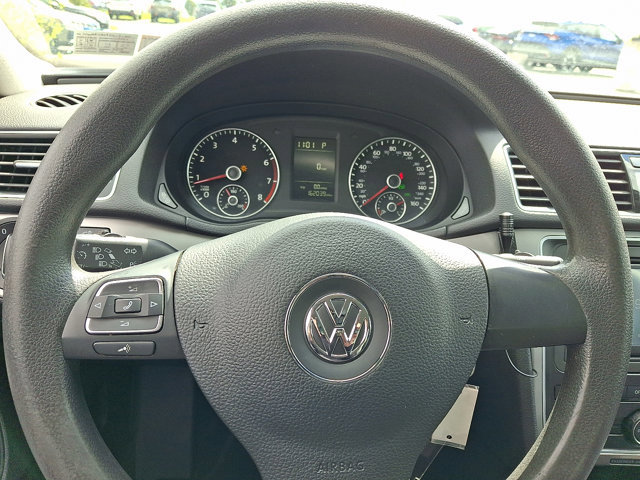 Used 2013 Volkswagen Passat 2.5 S FWD image 20