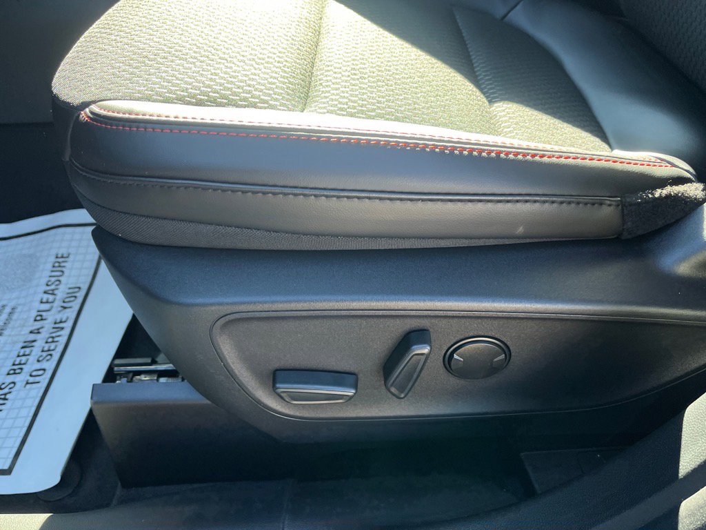 New 2026 Ford Escape ST-Line w/ Tech Pack #1 image 17