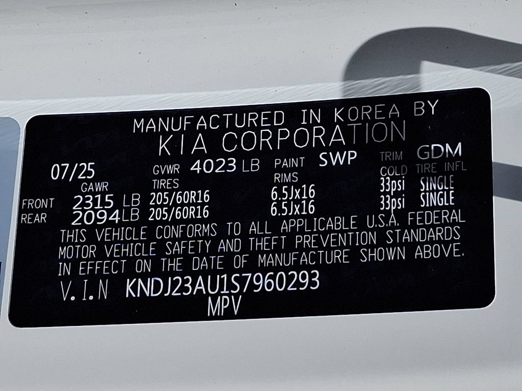 Used 2025 Kia Soul LX w/ LX Technology Package FWD image 27