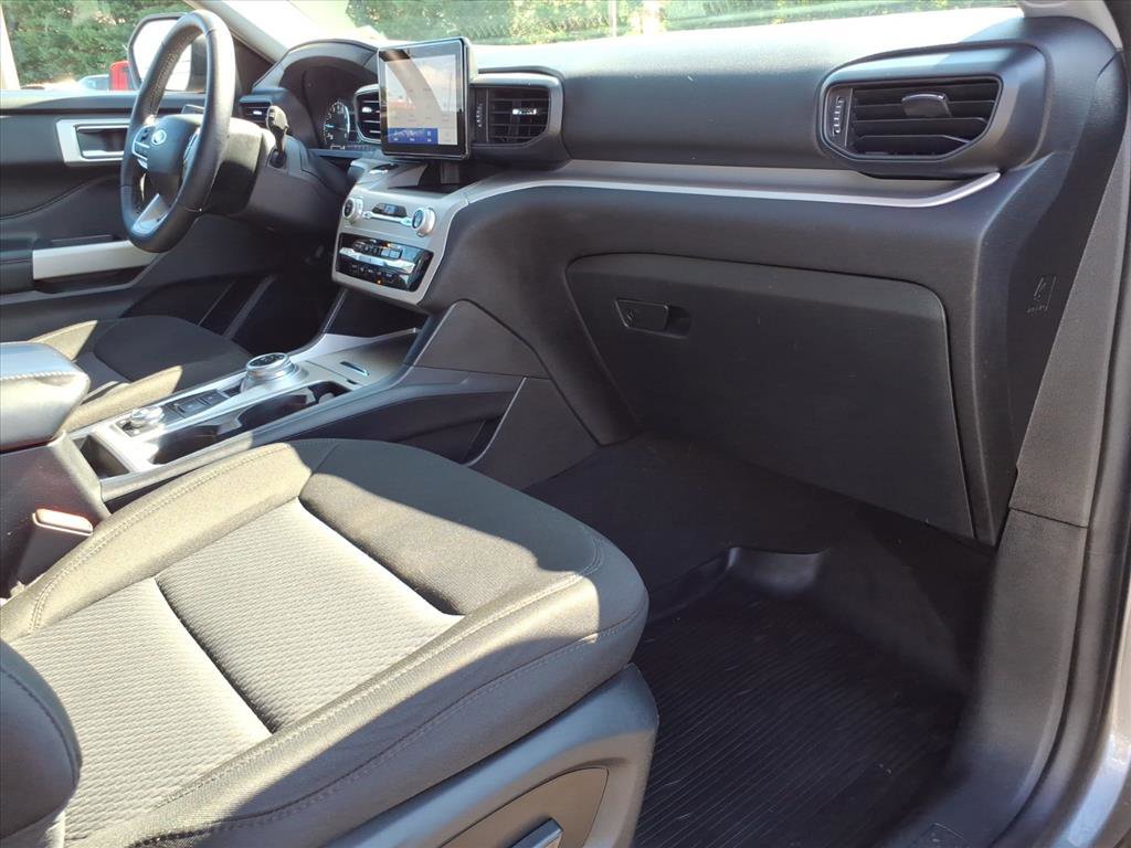 Certified 2023 Ford Explorer XLT image 10