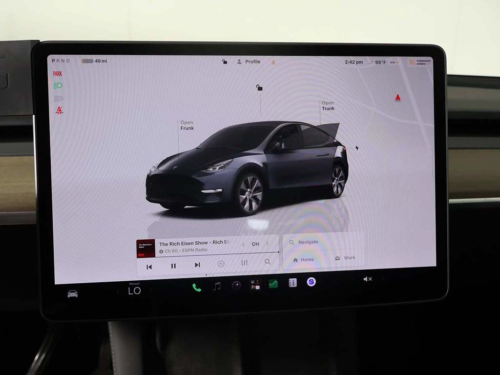 Used 2023 Tesla Model Y Long Range AWD/4WD image 41